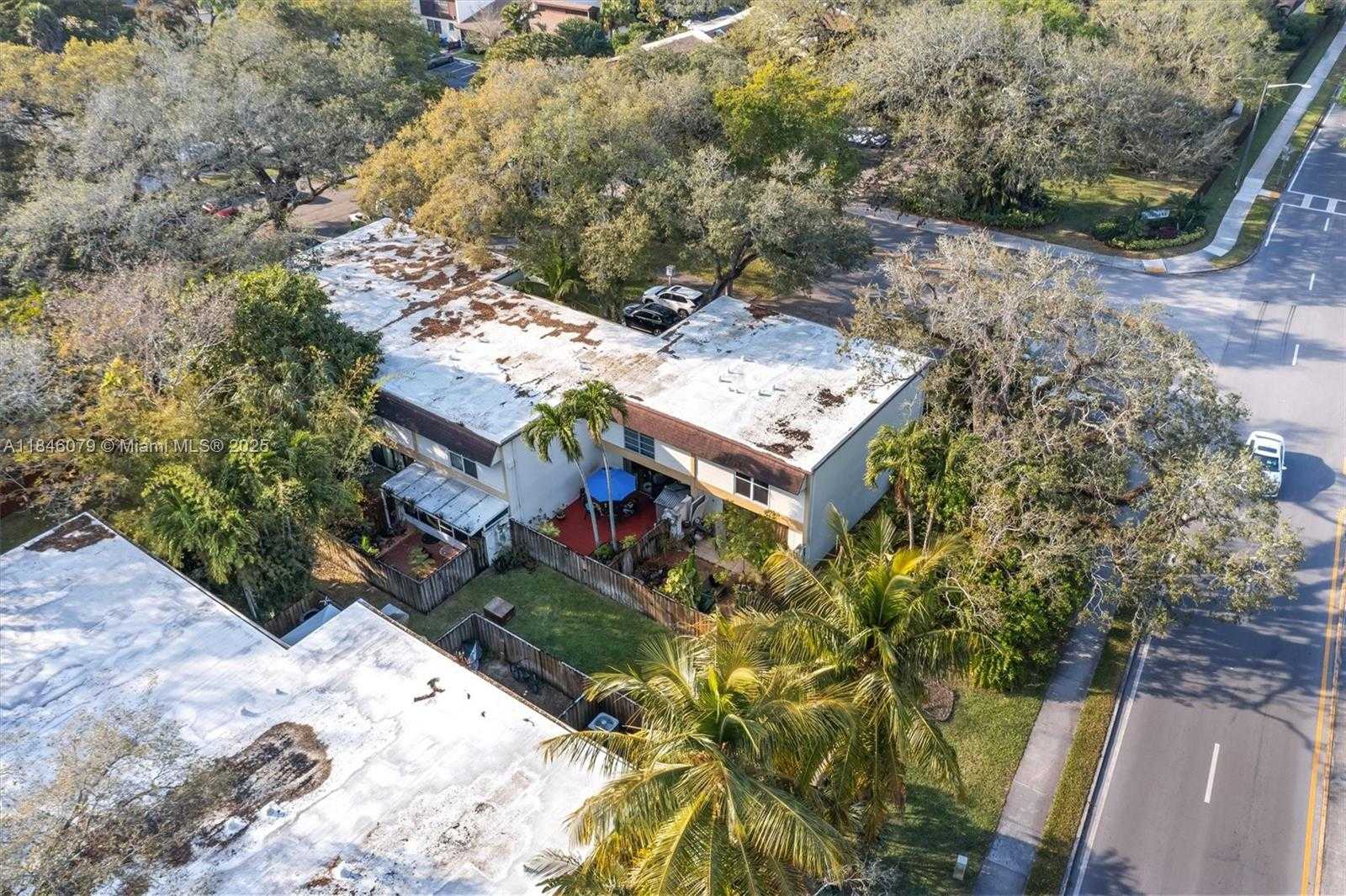 Small Image of 3300 ATLANTA ST #15b, Hollywood Number 31
