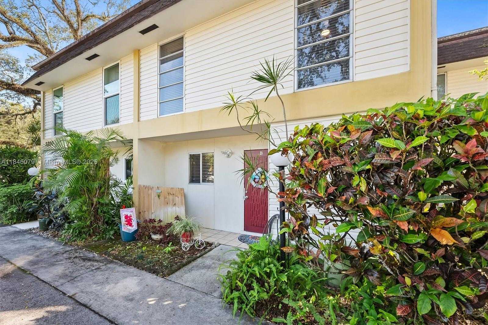 Small Image of 3300 ATLANTA ST #15b, Hollywood Number 4