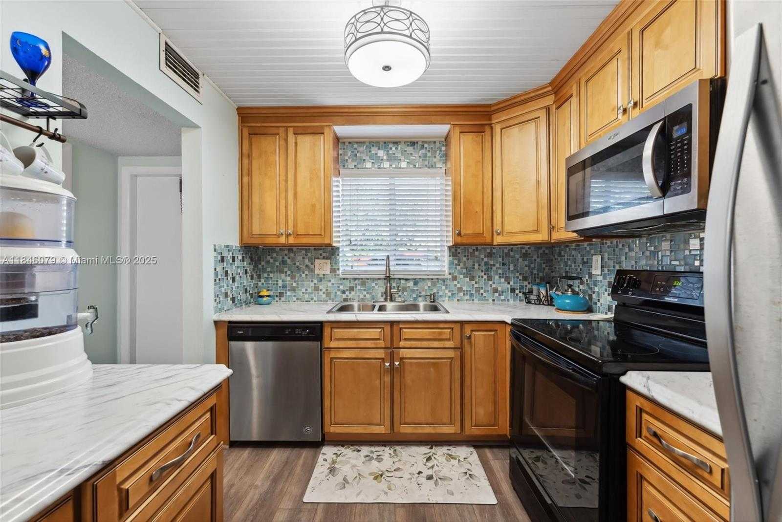 Small Image of 3300 ATLANTA ST #15b, Hollywood Number 6