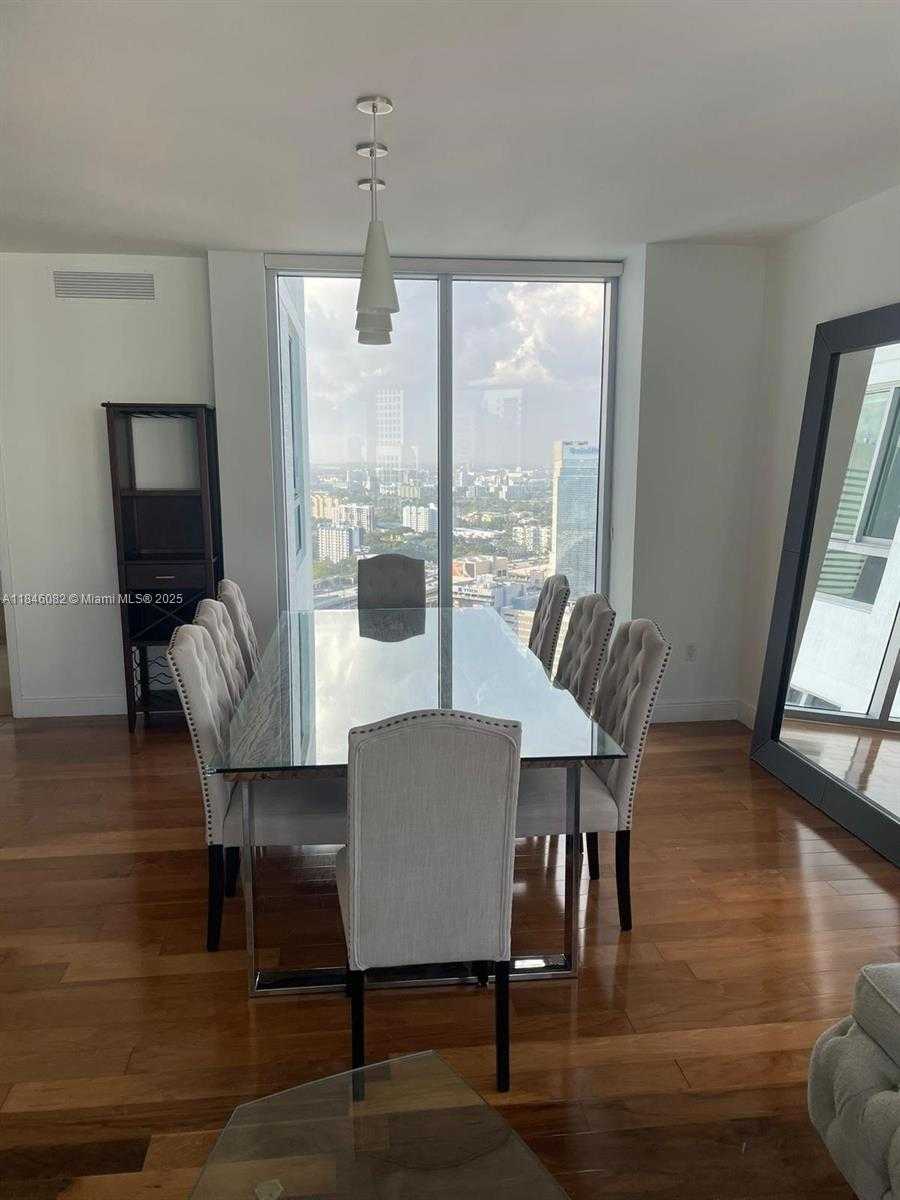 Small Image of 90 SOUTH WEST 3RD ST #3504, Miami Number 34