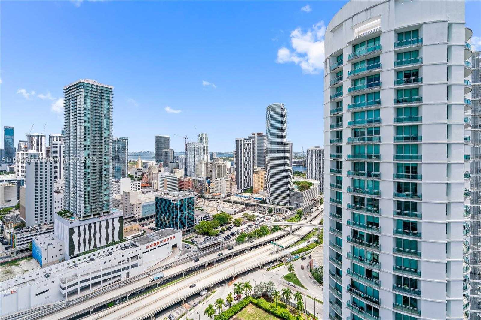 Small Image of 90 SOUTH WEST 3RD ST #3504, Miami Number 37