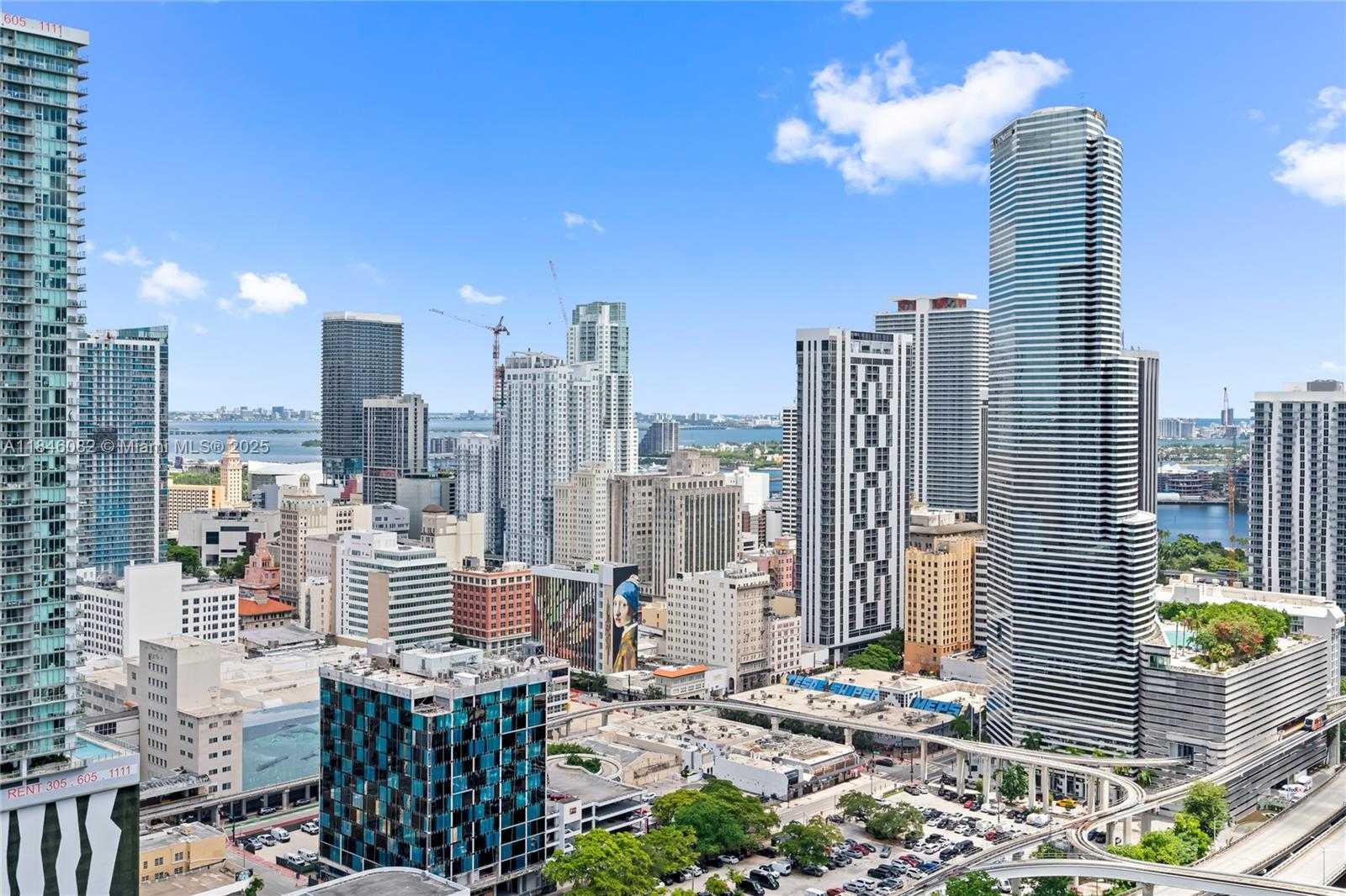 Small Image of 90 SOUTH WEST 3RD ST #3504, Miami Number 38
