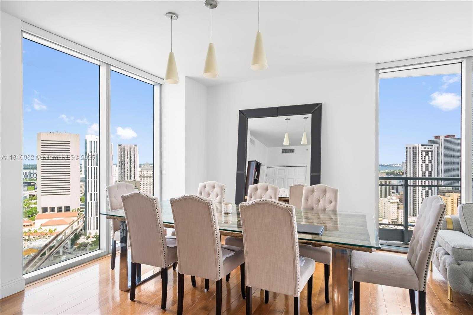 Small Image of 90 SOUTH WEST 3RD ST #3504, Miami Number 44