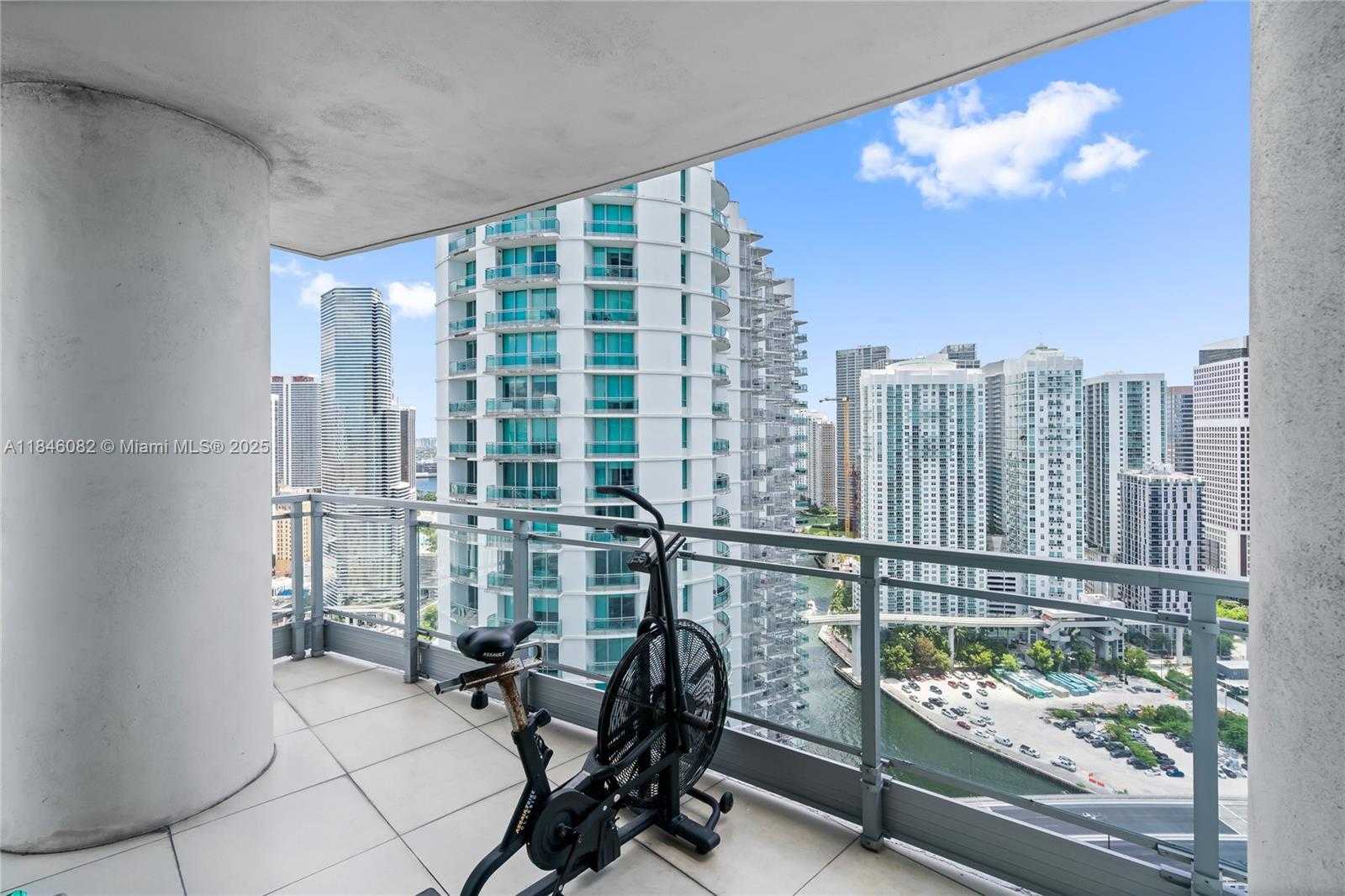 Small Image of 90 SOUTH WEST 3RD ST #3504, Miami Number 50