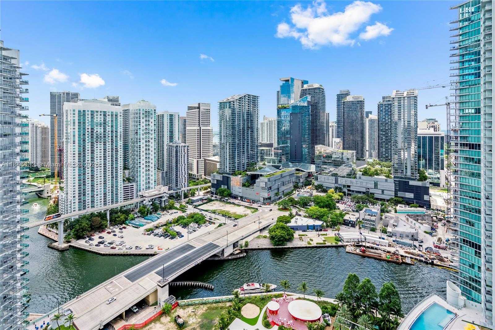 Small Image of 90 SOUTH WEST 3RD ST #3504, Miami Number 51