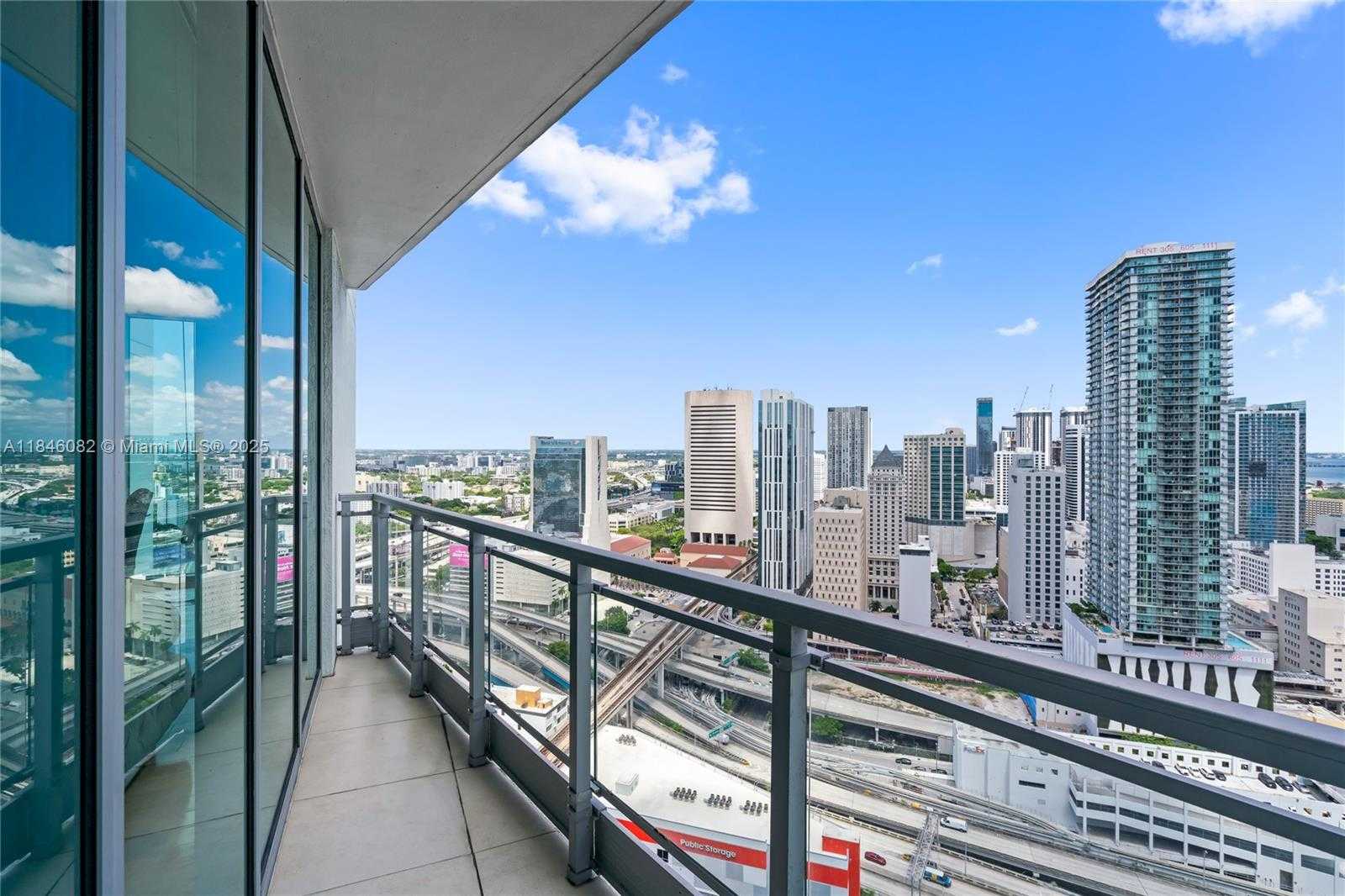 Small Image of 90 SOUTH WEST 3RD ST #3504, Miami Number 56