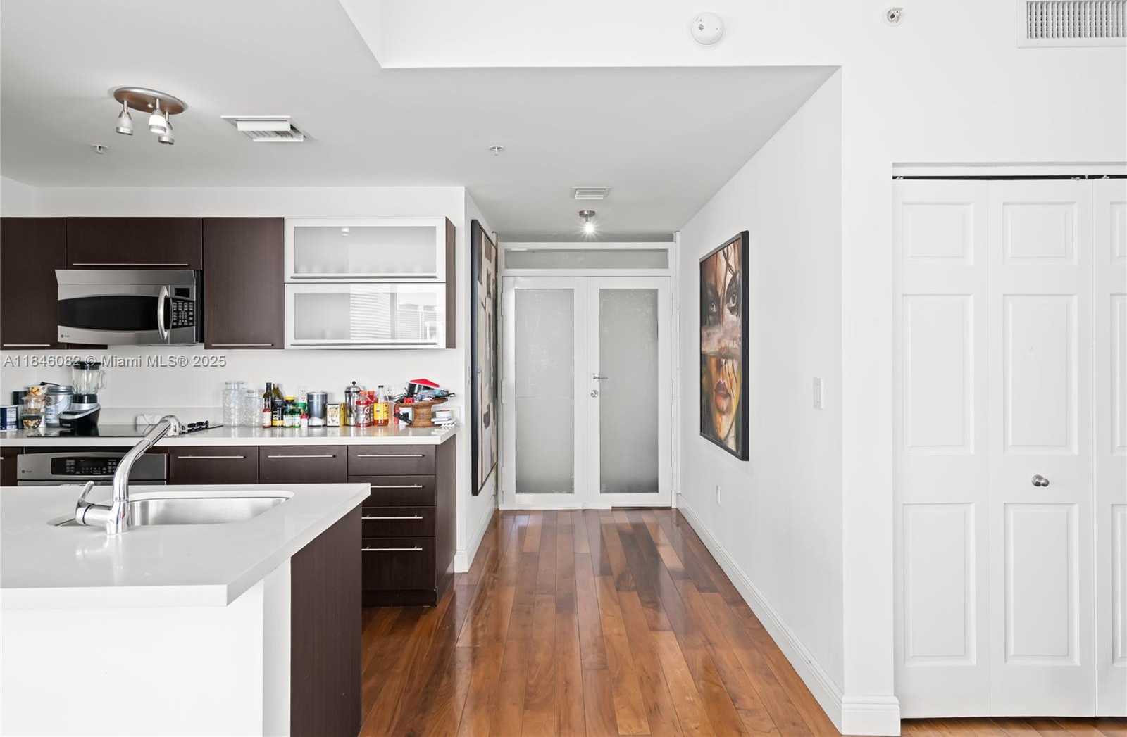 Small Image of 90 SOUTH WEST 3RD ST #3504, Miami Number 70