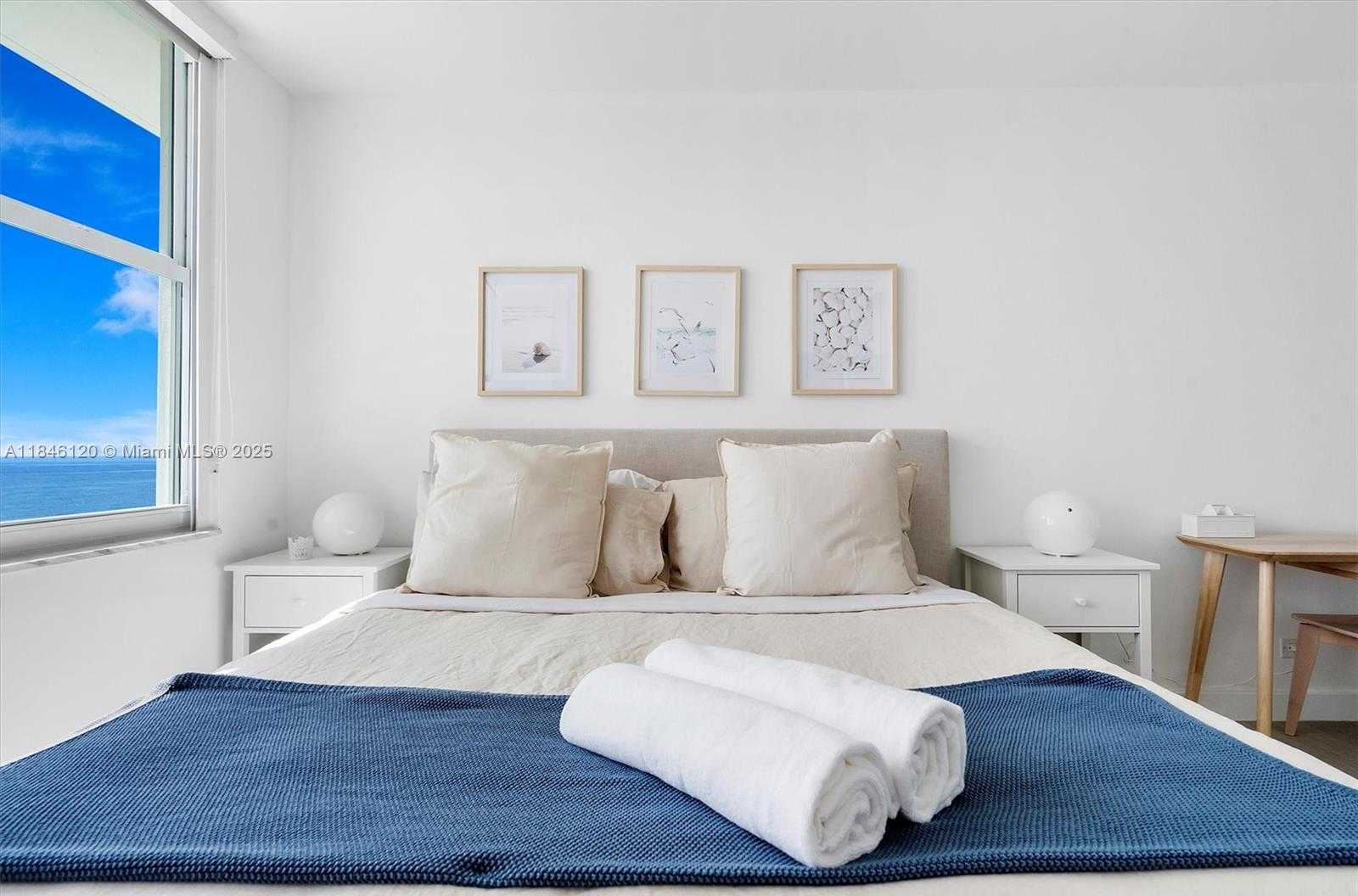 Small Image of 5601 COLLINS AVE #1003, Miami Beach Number 26