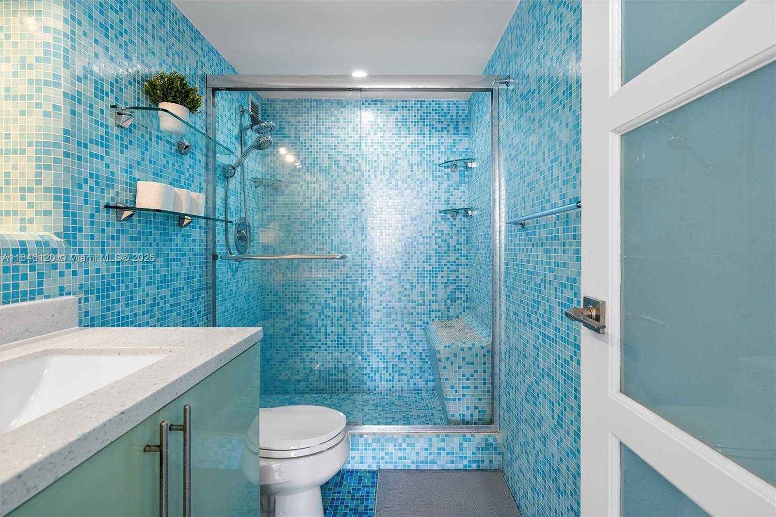 Small Image of 5601 COLLINS AVE #1003, Miami Beach Number 29