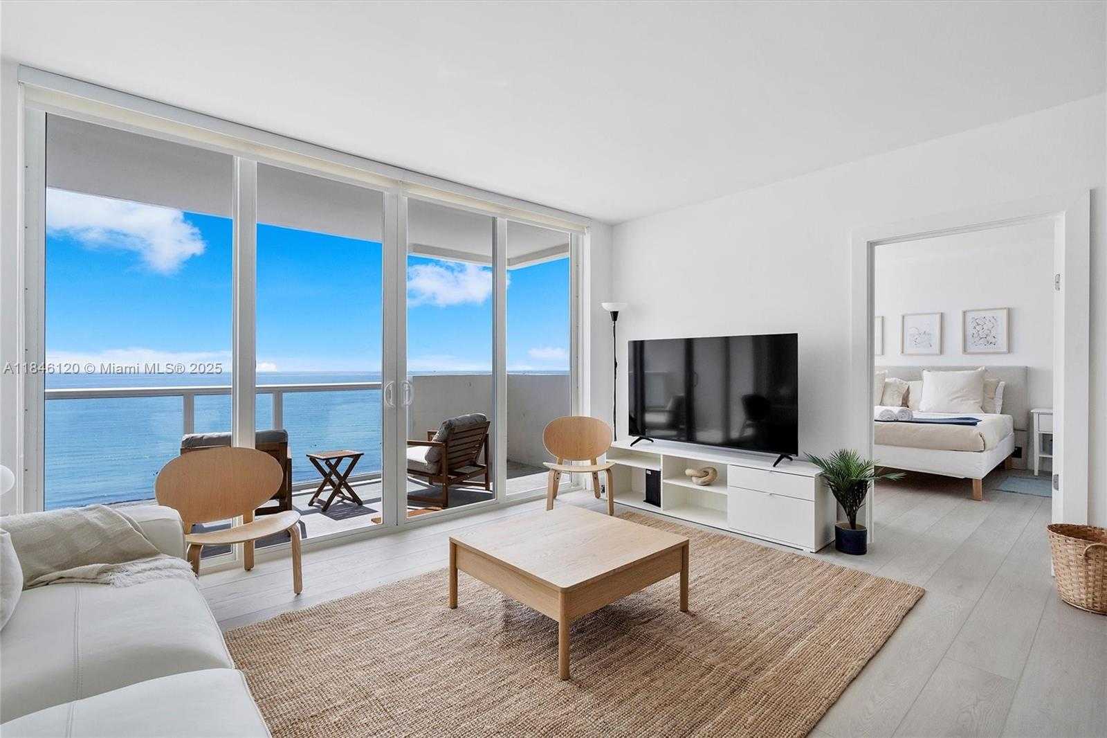 Small Image of 5601 COLLINS AVE #1003, Miami Beach Number 4