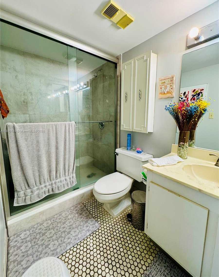 Small Image of 18181 NORTH EAST 31ST CT #PH03, Aventura Number 16