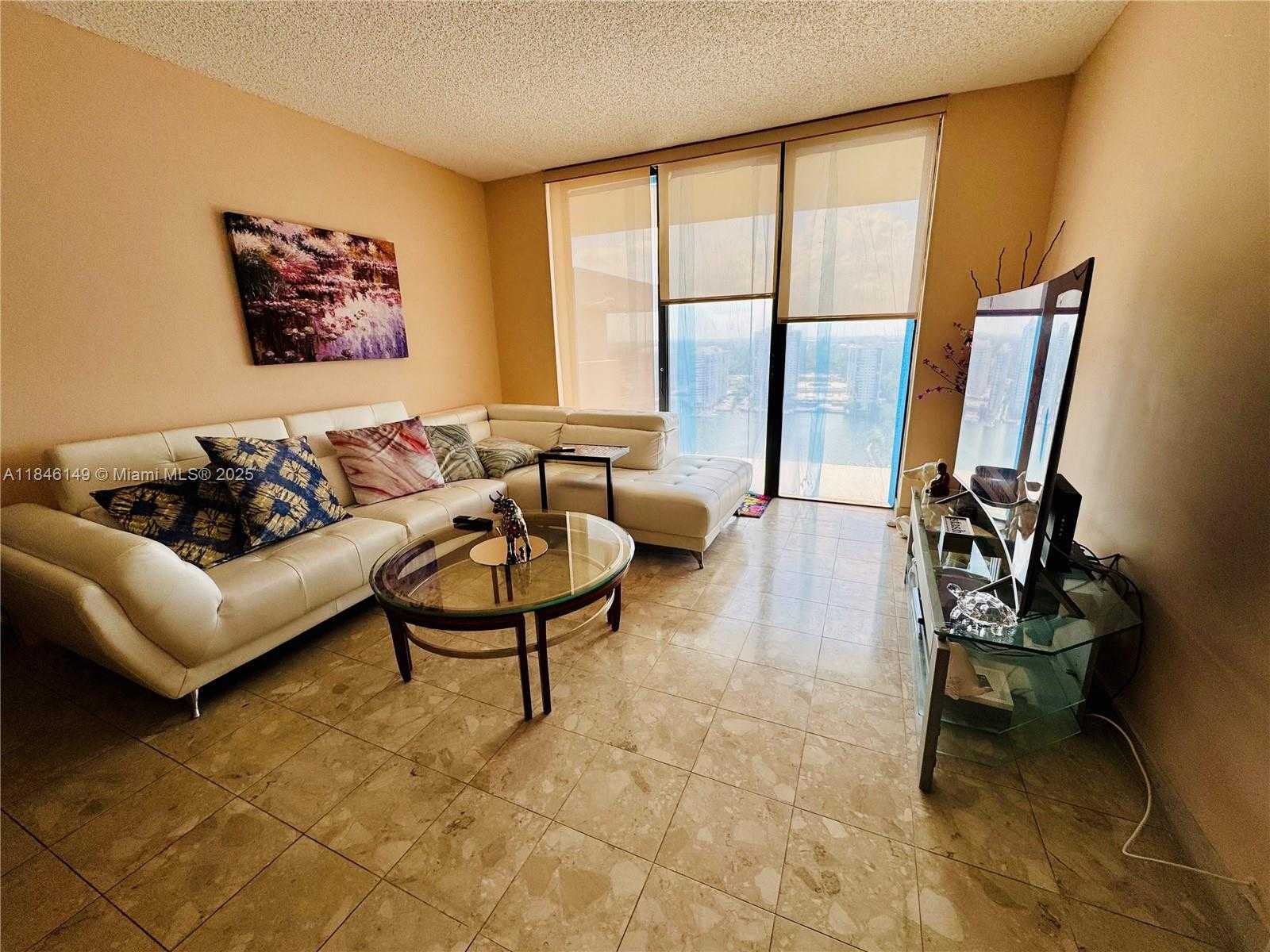 Small Image of 18181 NORTH EAST 31ST CT #PH03, Aventura Number 5