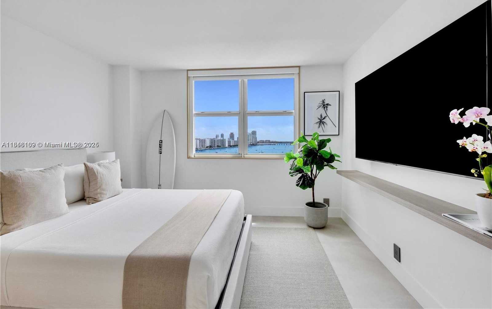 Small Image of 5 ISLAND AVE #15D, Miami Beach Number 14