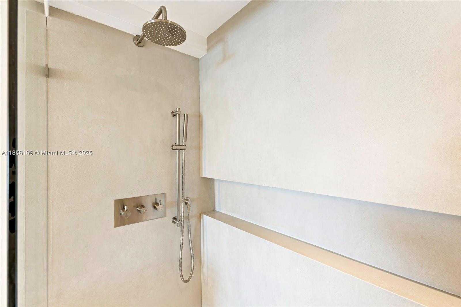 Small Image of 5 ISLAND AVE #15D, Miami Beach Number 24