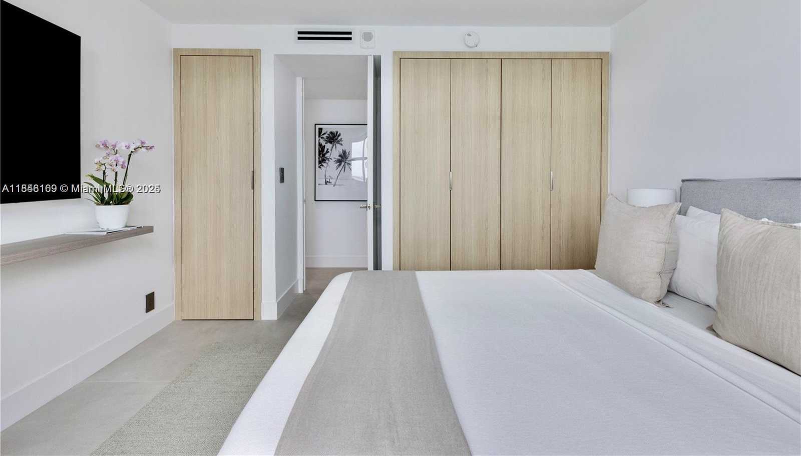 Small Image of 5 ISLAND AVE #15D, Miami Beach Number 25