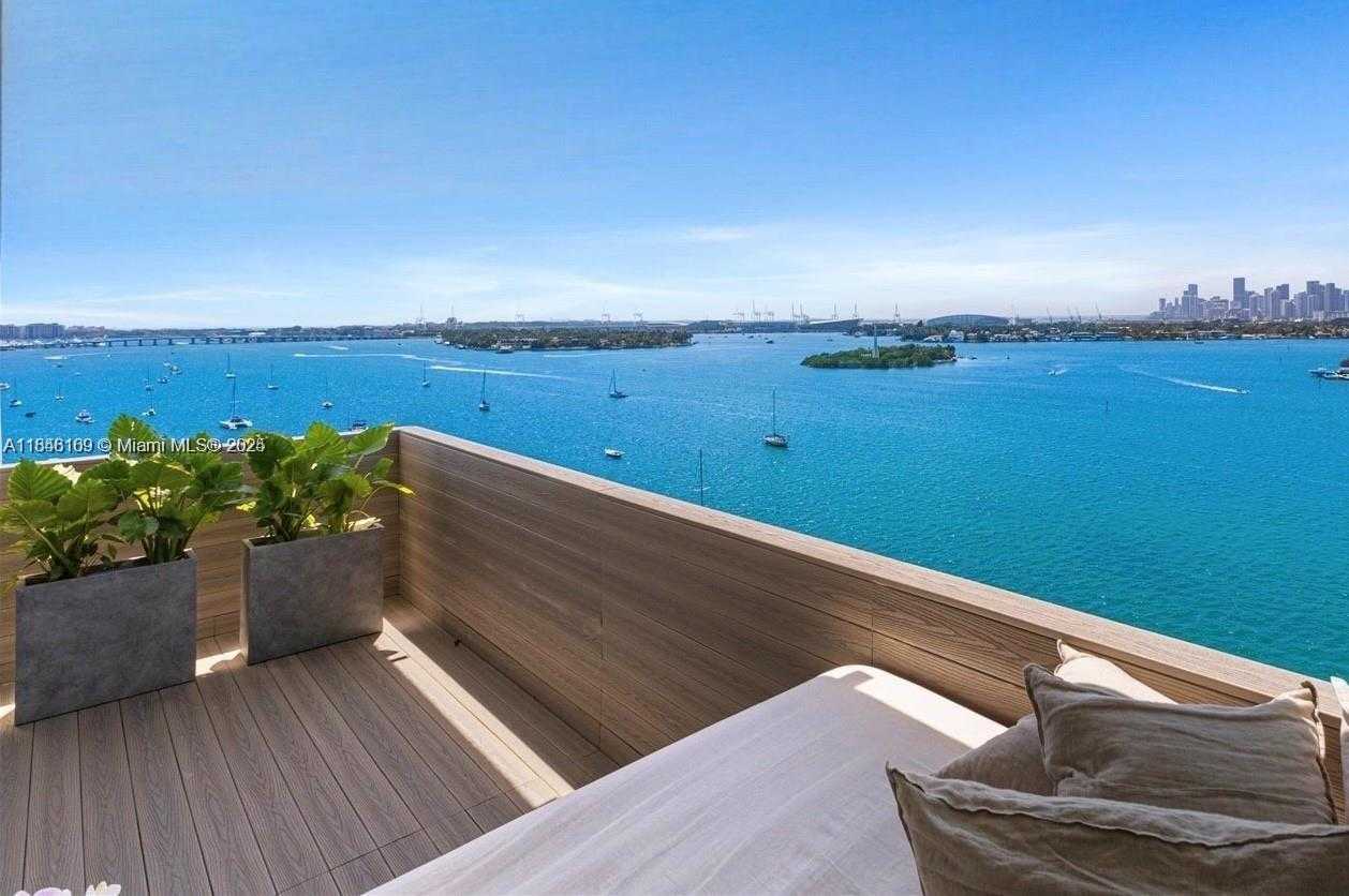 Small Image of 5 ISLAND AVE #15D, Miami Beach Number 8