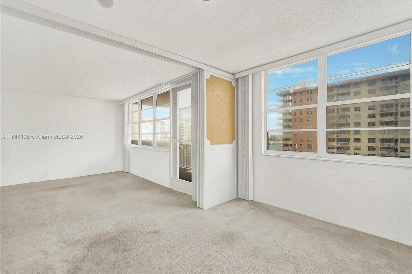 Small Image of 250 174TH ST #1709, Sunny Isles Beach Number 17