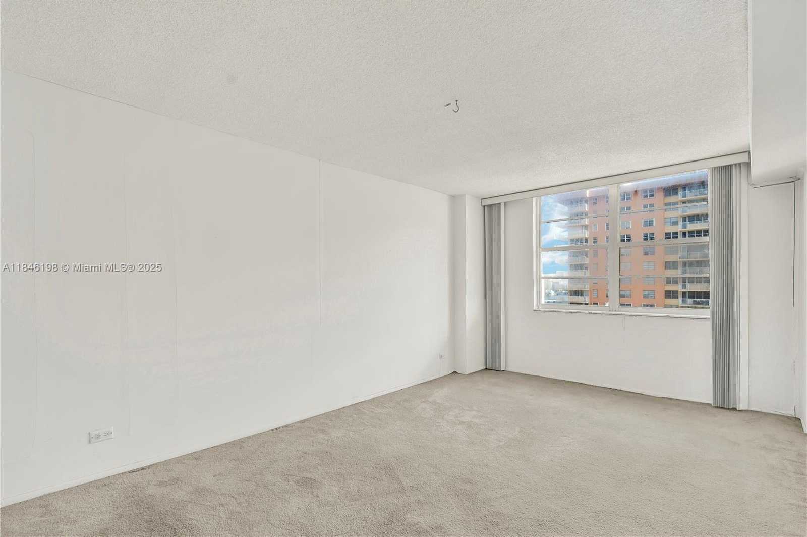 Small Image of 250 174TH ST #1709, Sunny Isles Beach Number 19