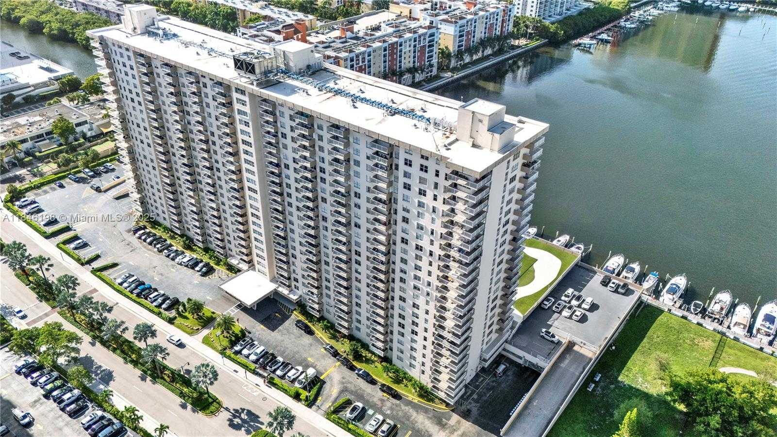 Small Image of 250 174TH ST #1709, Sunny Isles Beach Number 32