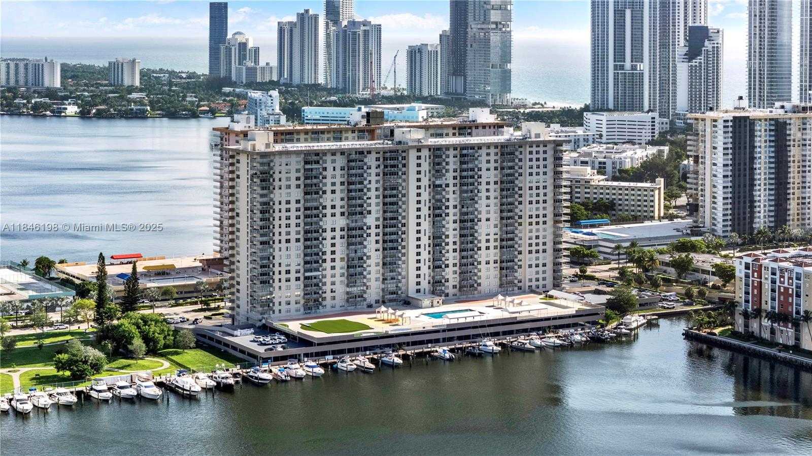 Small Image of 250 174TH ST #1709, Sunny Isles Beach Number 5