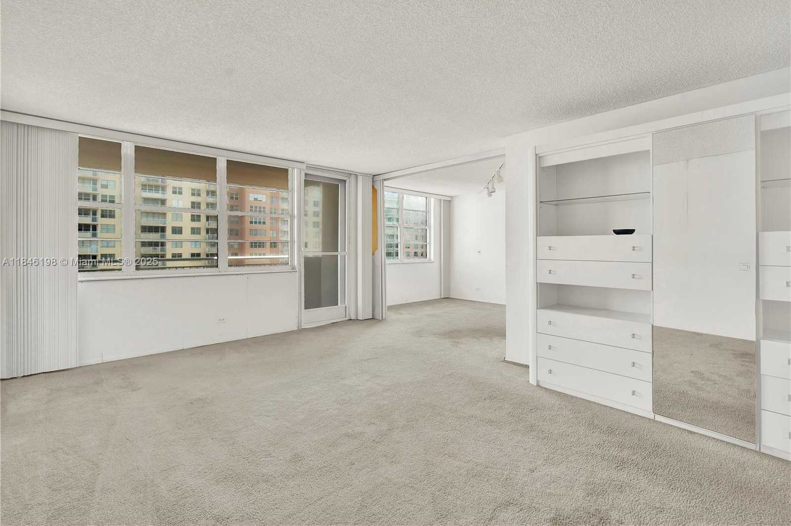 Small Image of 250 174TH ST #1709, Sunny Isles Beach Number 9