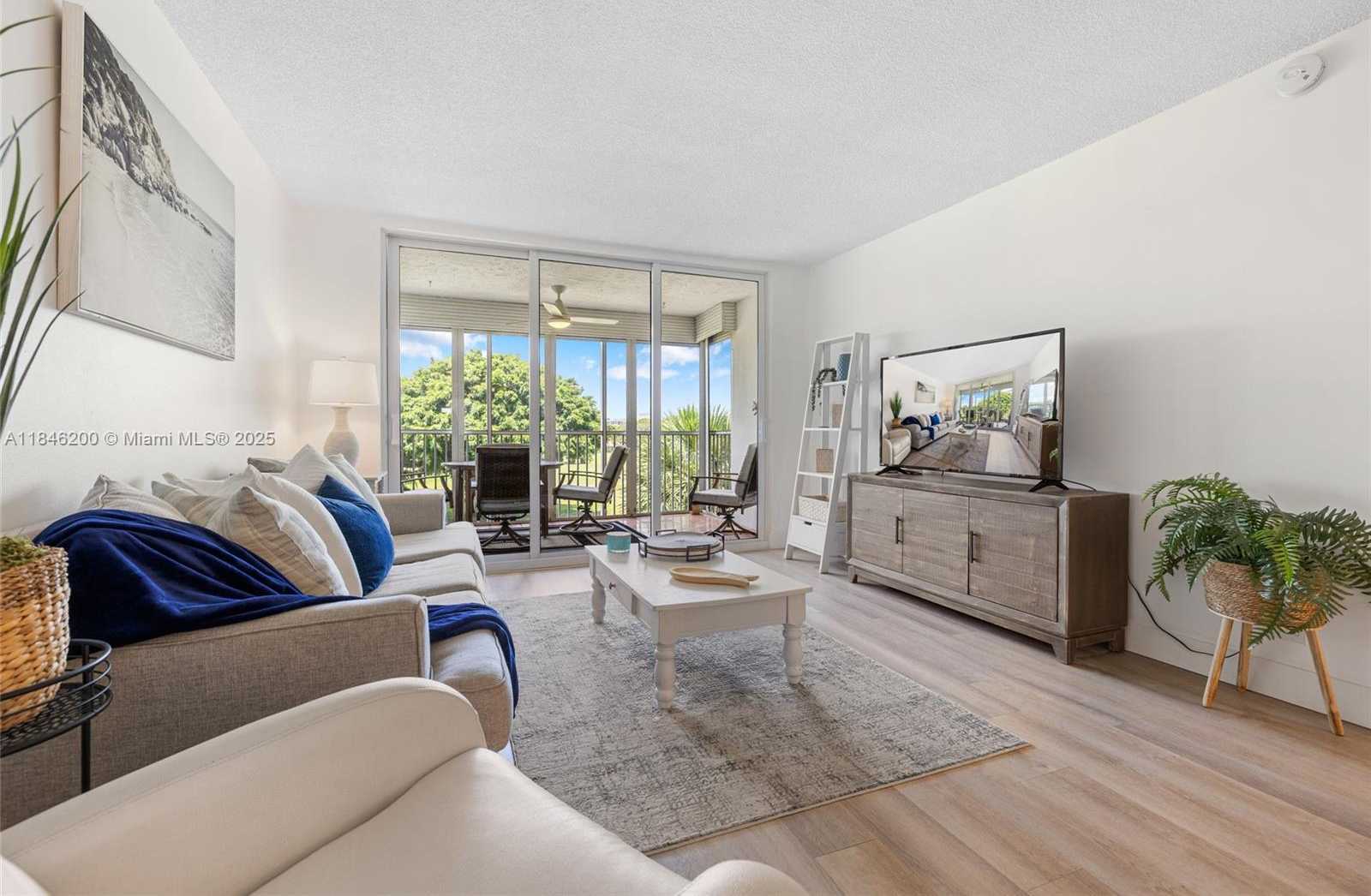 Small Image of 2601 SOUTH COURSE DR #404, Pompano Beach Number 9