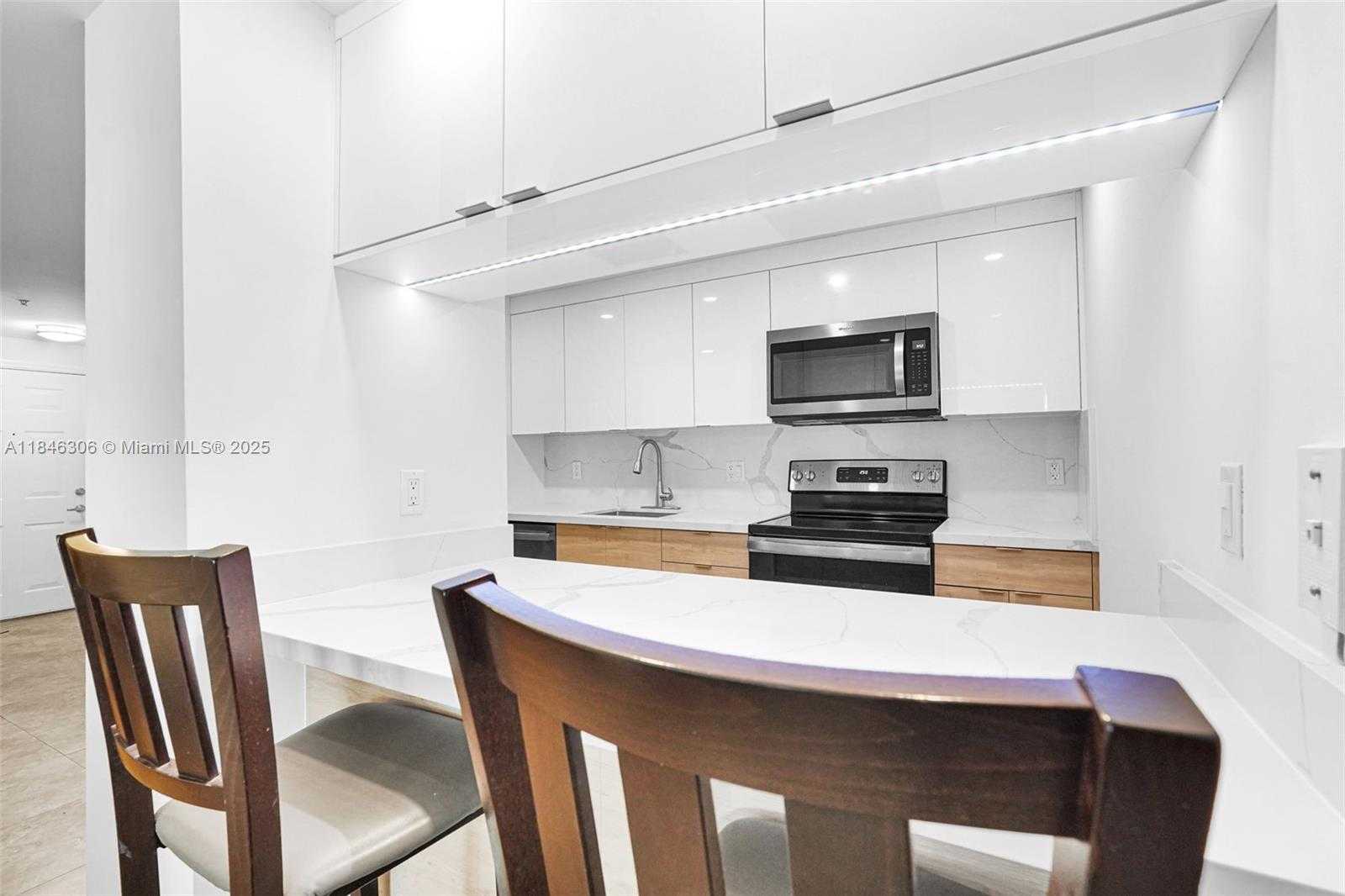 Small Image of 275 NORTH EAST 18TH ST #1107, Miami Number 12