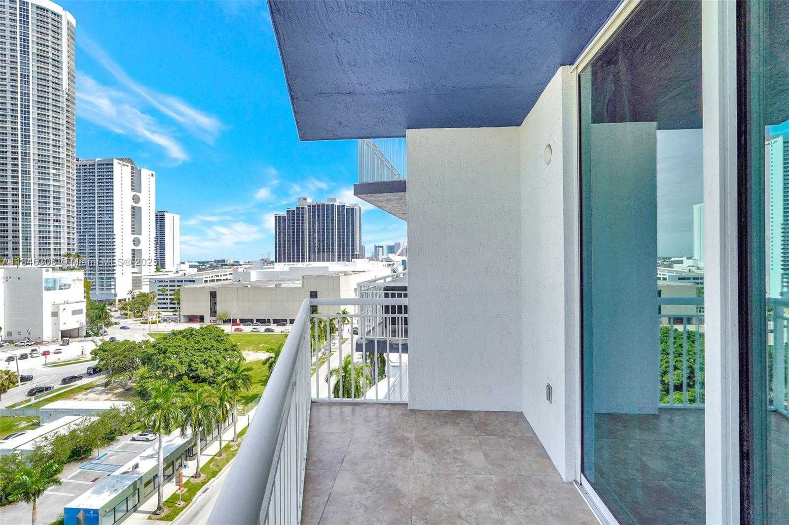 Small Image of 275 NORTH EAST 18TH ST #1107, Miami Number 17