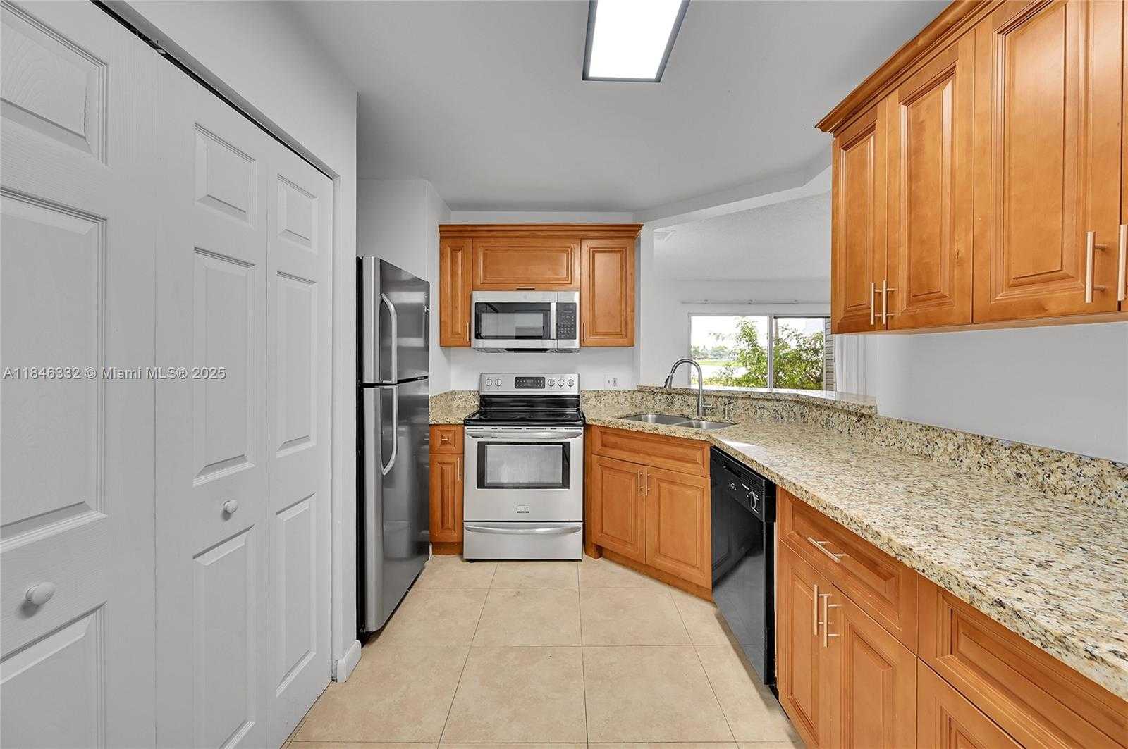 Small Image of 3453 NORTH WEST 44TH ST #107, Oakland Park Number 5