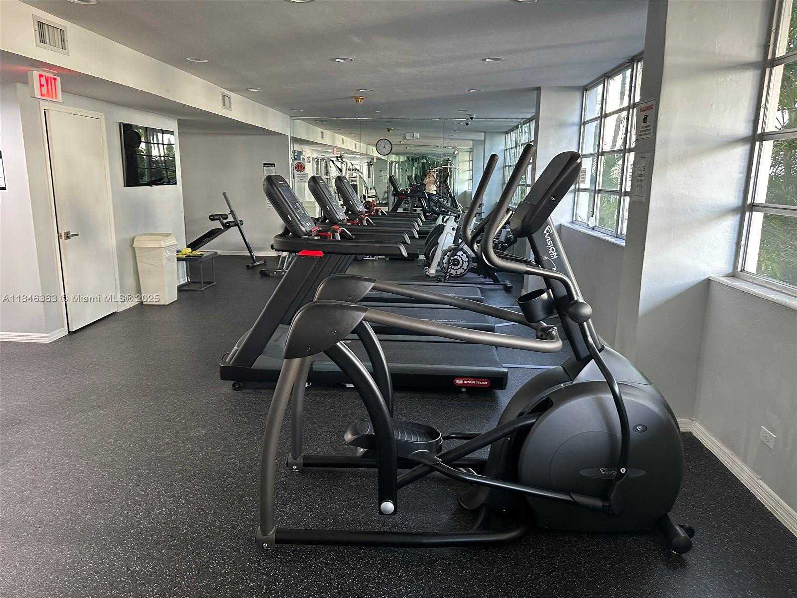 Small Image of 1408 BRICKELL BAY DR #706, Miami Number 28