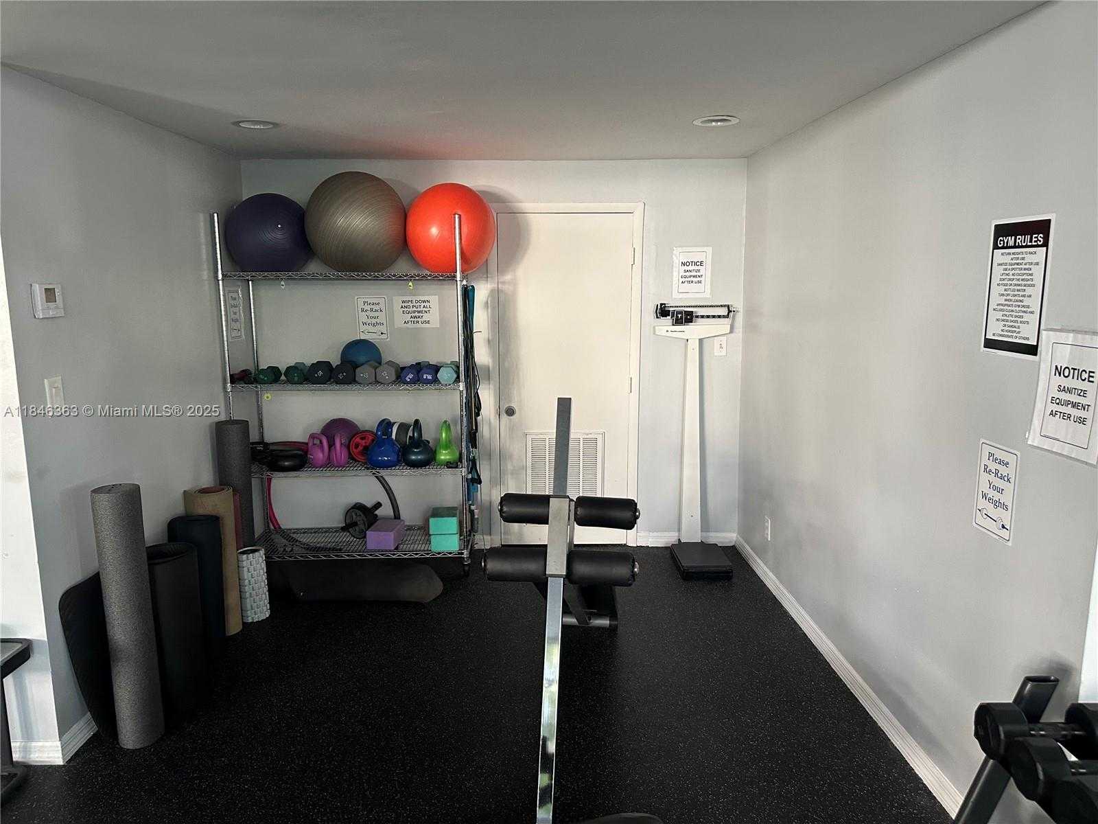 Small Image of 1408 BRICKELL BAY DR #706, Miami Number 29