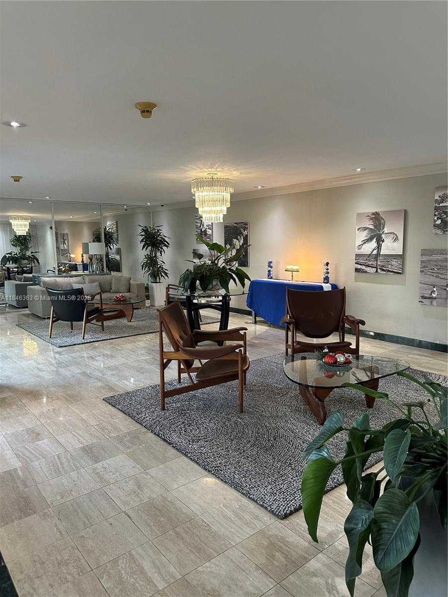 Small Image of 1408 BRICKELL BAY DR #706, Miami Number 5