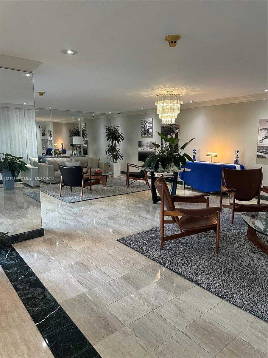 Small Image of 1408 BRICKELL BAY DR #706, Miami Number 6