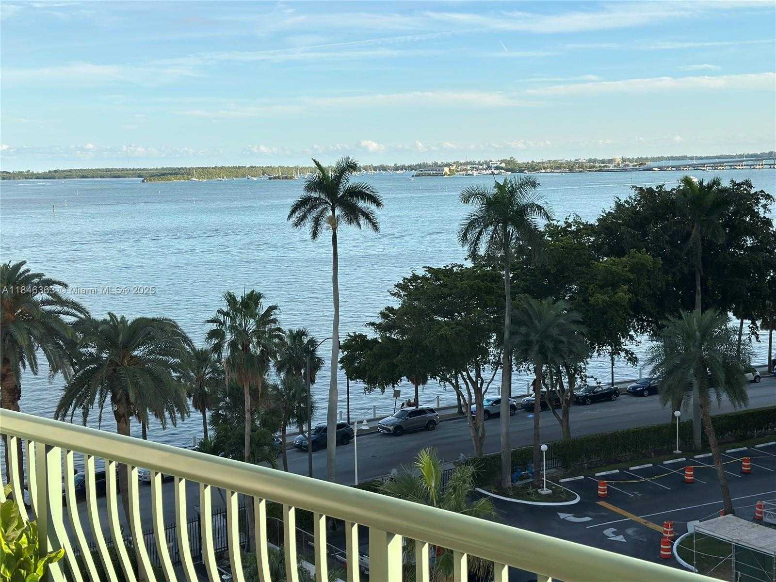Small Image of 1408 BRICKELL BAY DR #706, Miami Number 8