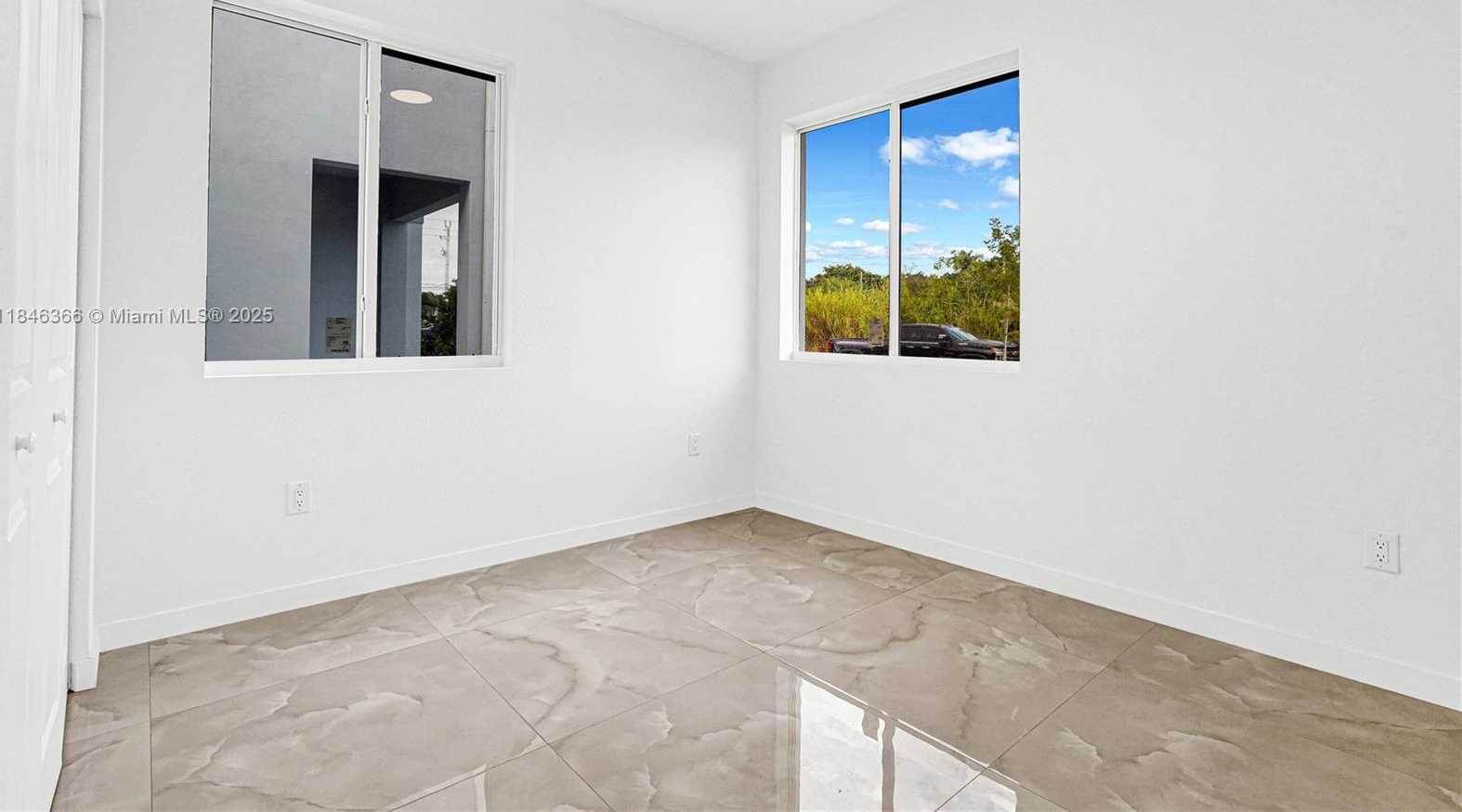 Small Image of 22479 SOUTH WEST 125 AVE #A, Miami Number 23