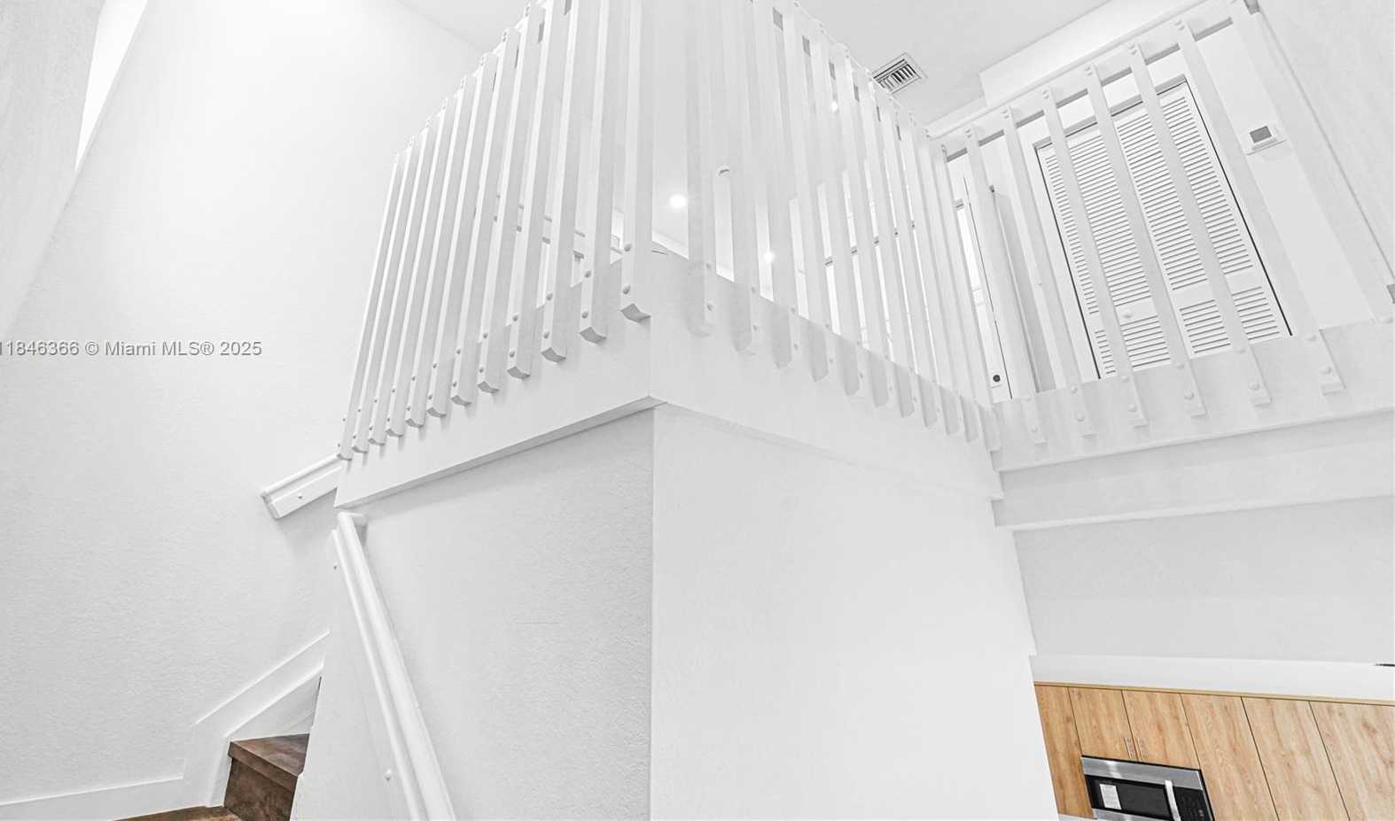 Small Image of 22479 SOUTH WEST 125 AVE #A, Miami Number 25