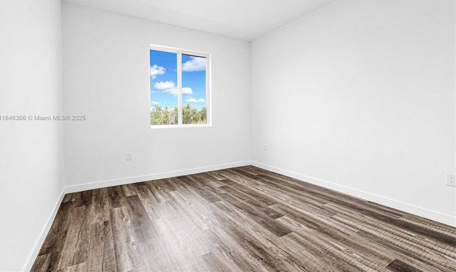 Small Image of 22479 SOUTH WEST 125 AVE #A, Miami Number 33