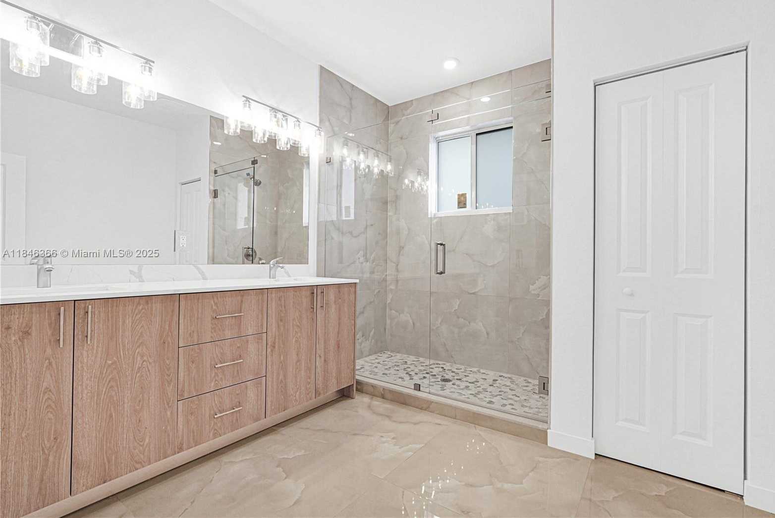 Small Image of 22479 SOUTH WEST 125 AVE #A, Miami Number 47