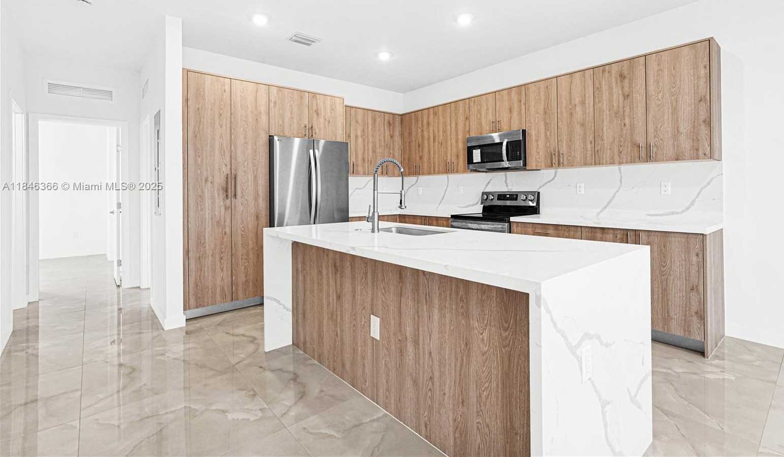 Small Image of 22479 SOUTH WEST 125 AVE #A, Miami Number 6