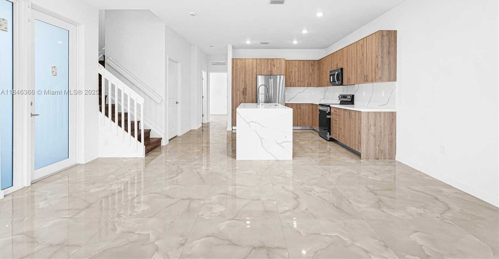 Small Image of 22479 SOUTH WEST 125 AVE #A, Miami Number 7