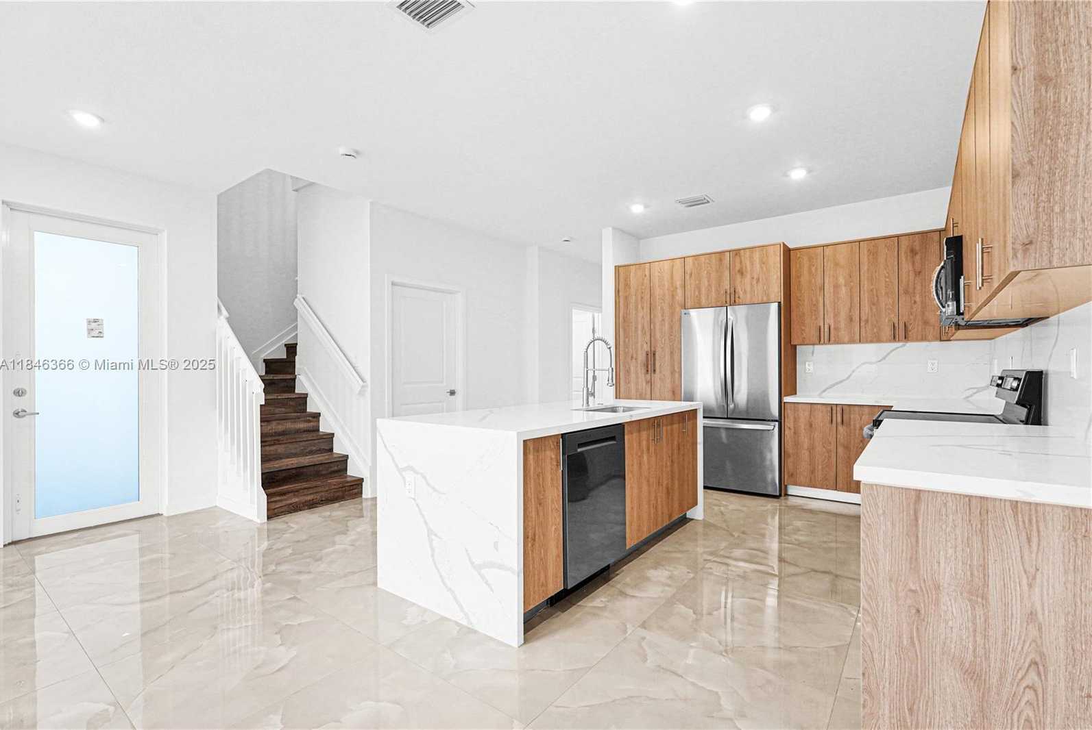 Small Image of 22479 SOUTH WEST 125 AVE #A, Miami Number 9