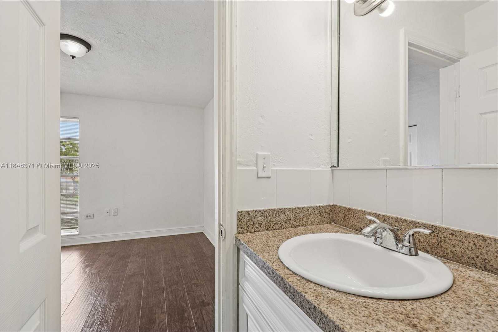 Small Image of 7232 SOUTH WEST 94TH PL #E6, Miami Number 23