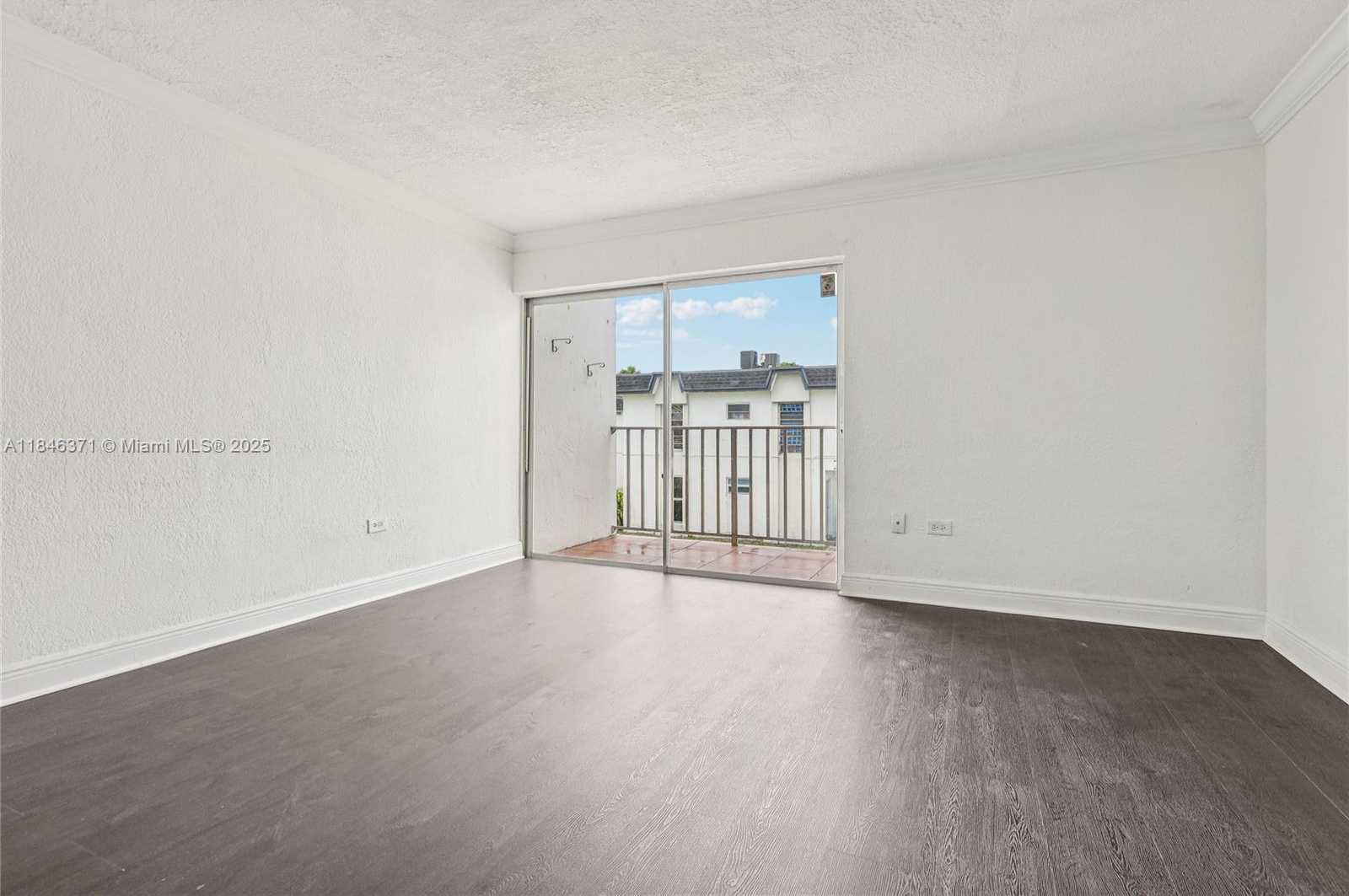 Small Image of 7232 SOUTH WEST 94TH PL #E6, Miami Number 5