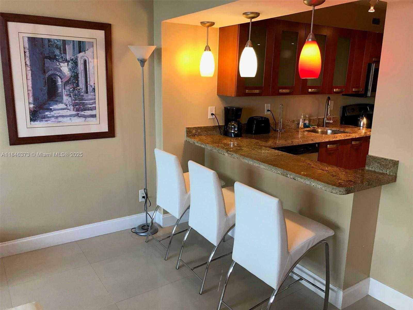 Small Image of 100 LINCOLN RD #1226, Miami Beach Number 3