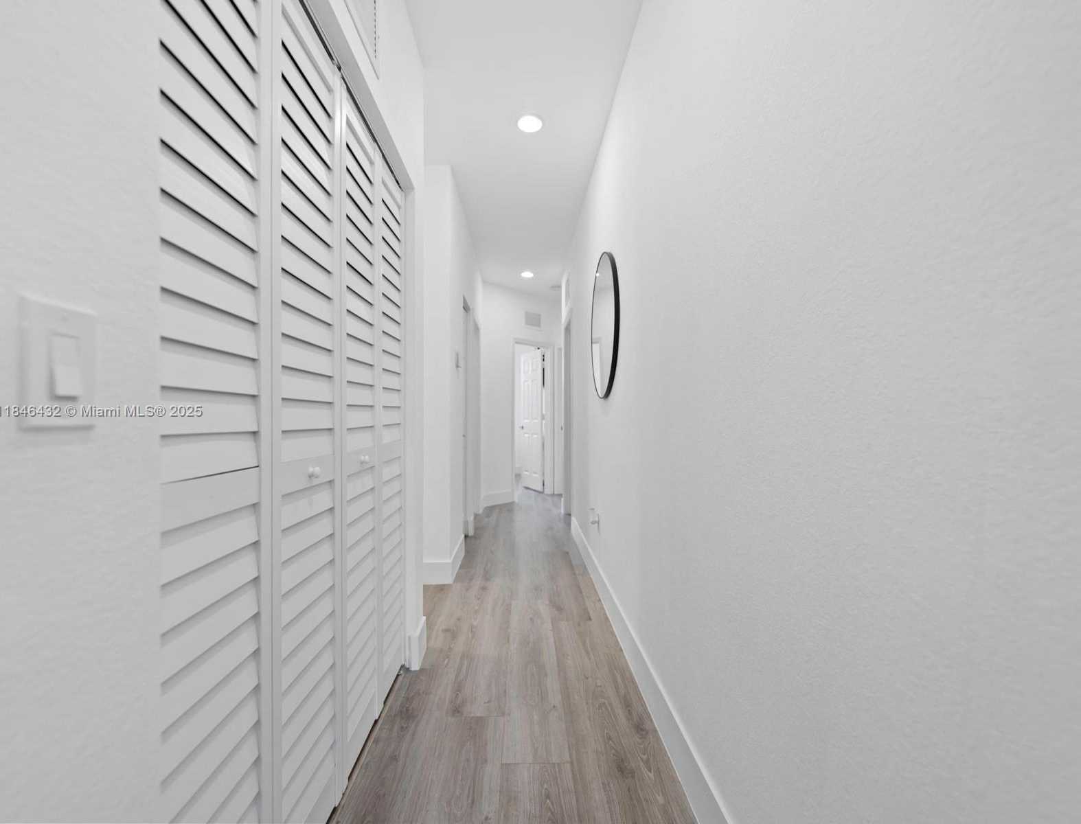 Small Image of 8781 NORTH WEST 98TH CT, Doral Number 24