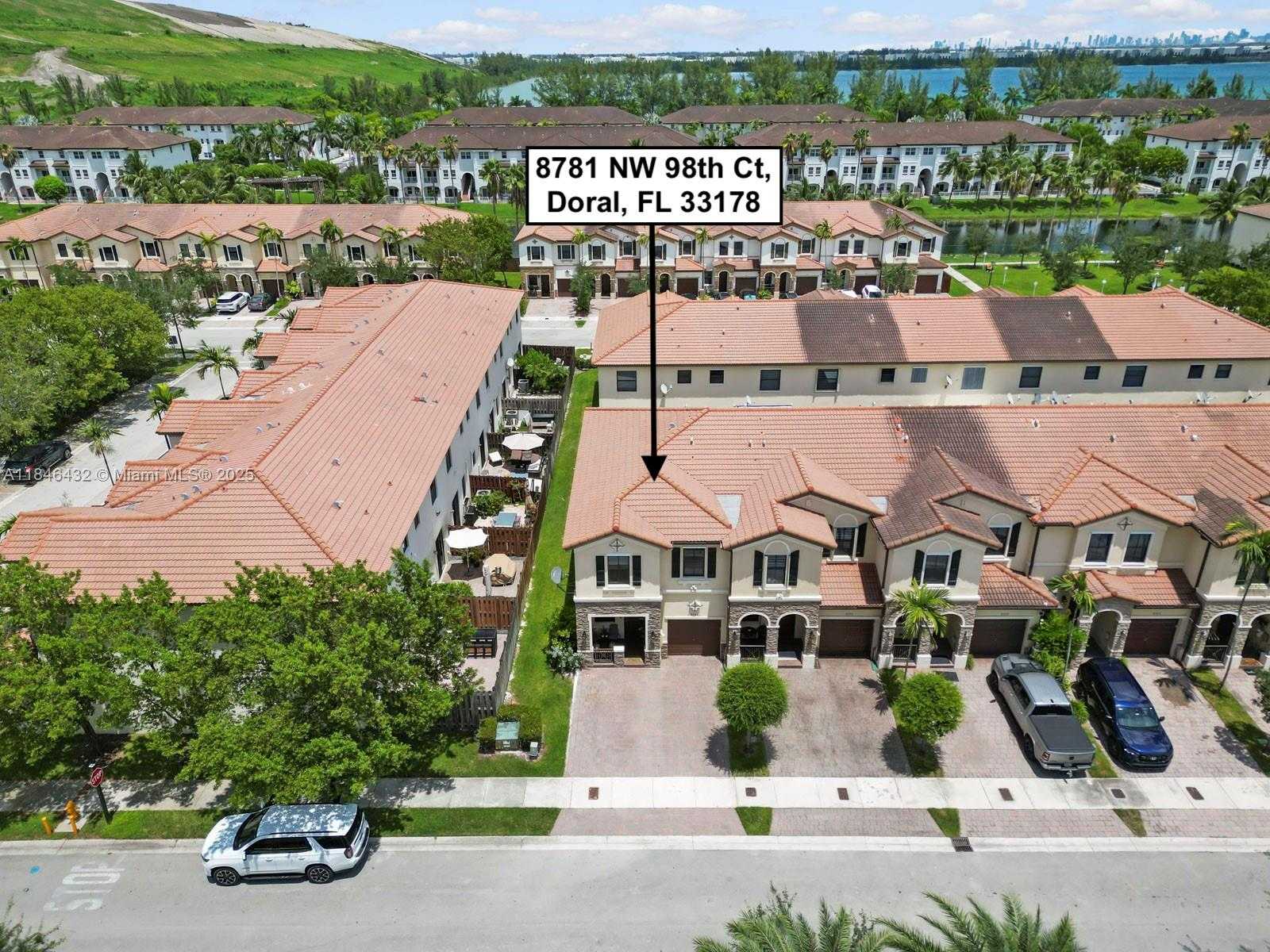 Small Image of 8781 NORTH WEST 98TH CT, Doral Number 7