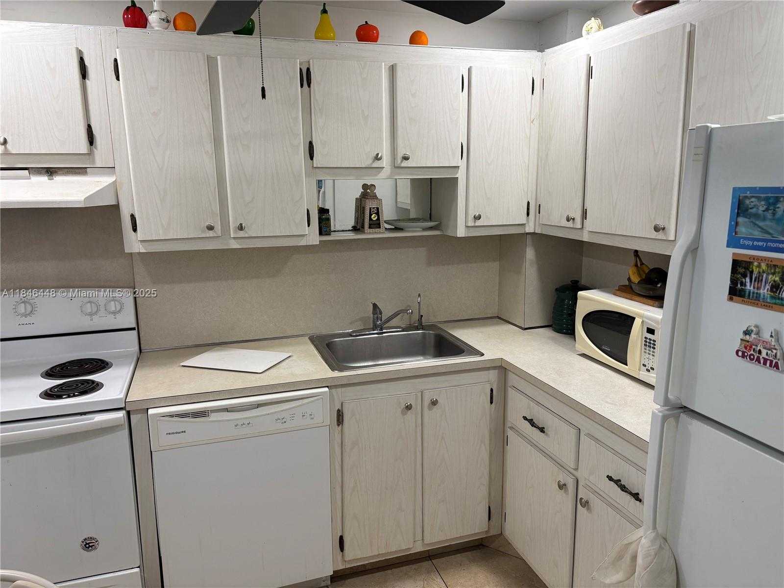 Small Image of 16851 NORTH EAST 23RD AVE #A308, North Miami Beach Number 11