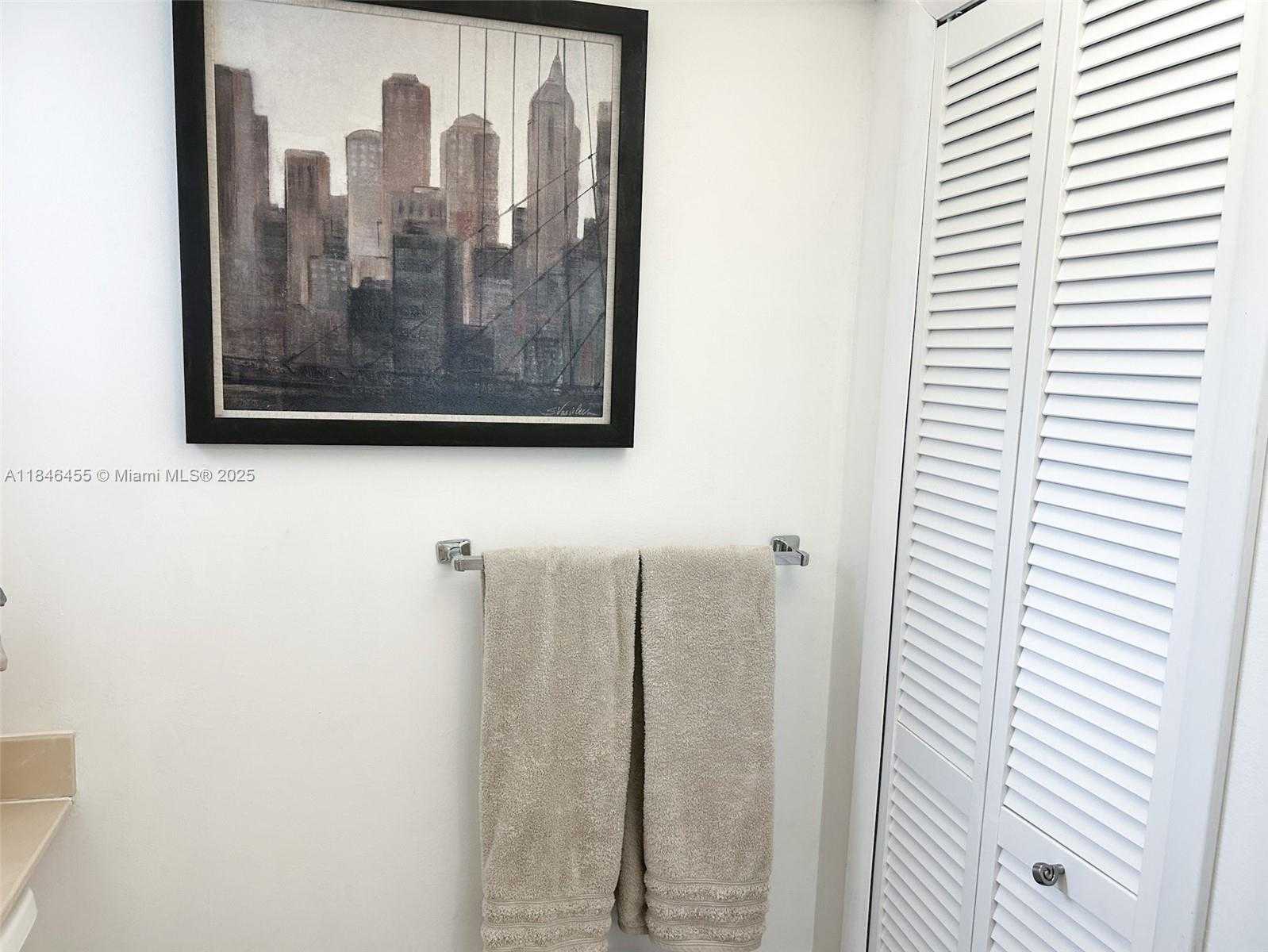 Small Image of 10303 SUNRISE LAKES BLVD #201, Sunrise Number 13