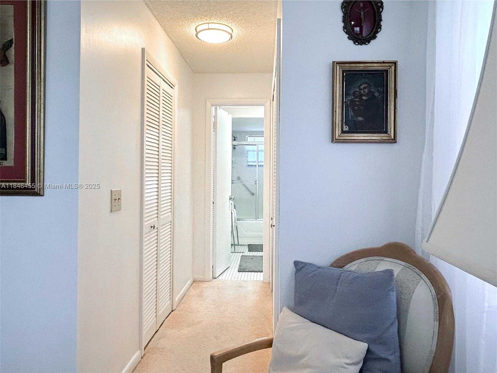 Small Image of 10303 SUNRISE LAKES BLVD #201, Sunrise Number 19