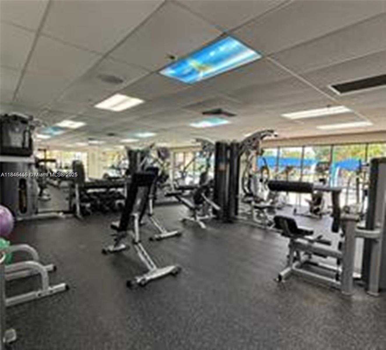 Small Image of 10303 SUNRISE LAKES BLVD #201, Sunrise Number 29